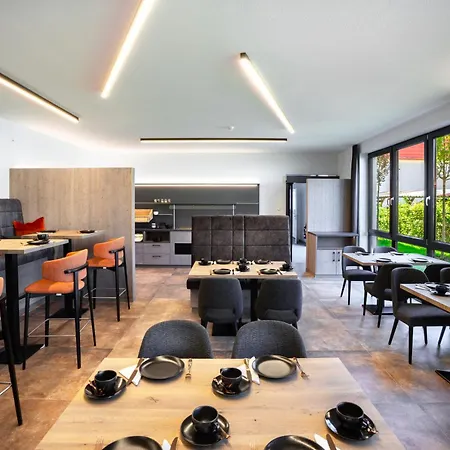 호텔 Gruener Wald Neuhausen (Baden-Wurttemberg)